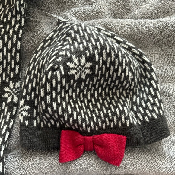 NEW Tahari Girls Sweater Coat with Matching Hat - Picture 4 of 7